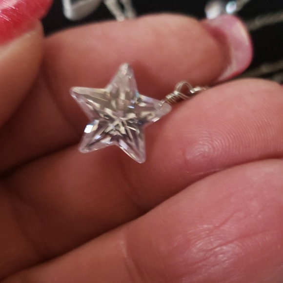 PARK LANE limited edition 3 teir Nacklace. NWT - Picture 2 of 6